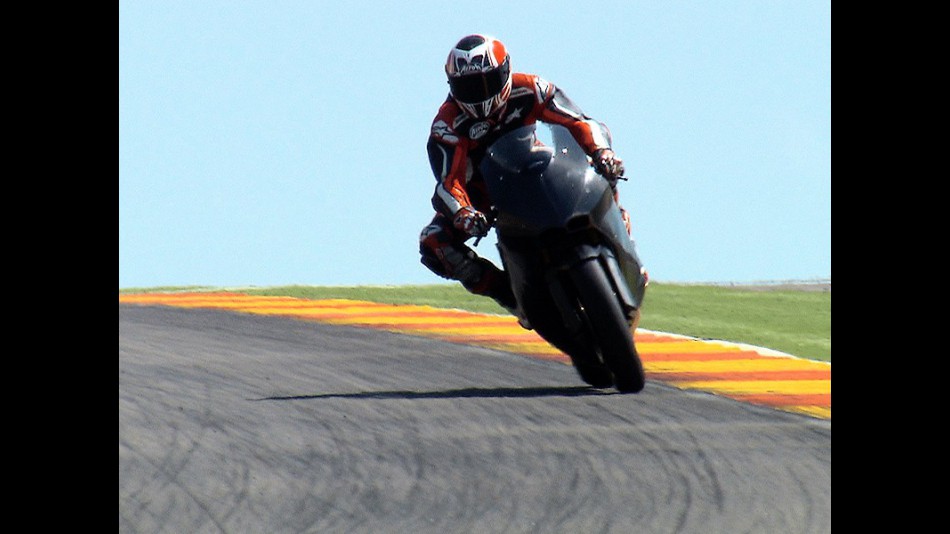 Héctor Barberá testing Moto2 Suter bike at Motorland Aragon