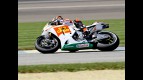 Il team Gresini al lavoro per le qualifiche di domani