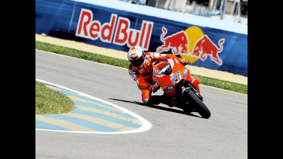 Casey Stoner in action at Indianapolis