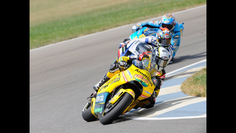 Barberá riding ahead of Edwards and Capirossi at Indianapolis