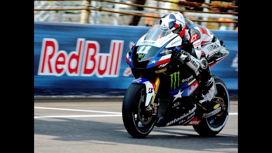 Ben Spies in action at Indianapolis