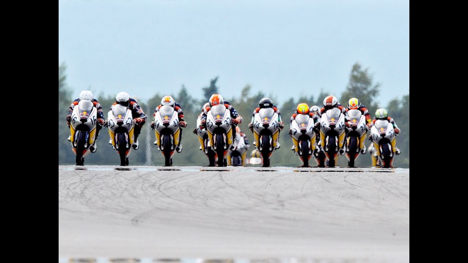 Red Bull Rookies Cup group in action