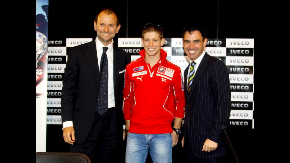 Iveco Australia Managing Director Giorgio Gallia, Minister for tourism Tim Holding and Stoner at Iveco´s factory