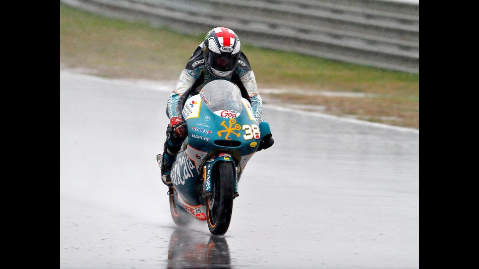 Bradley Smith in action at Estoril