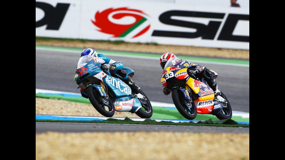 Nico Terol and Marc Marquez riding head to head at Estoril