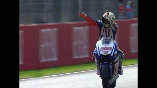 Lorenzo ends title-winning 2010 on victorious note at Valencia