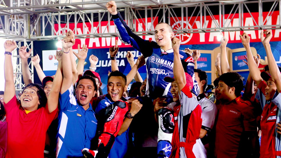 Lorenzo takes part in YMKI promo shoot