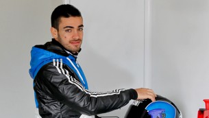 Hernandez replaced by de Rosa for the British GP