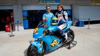 Alvaro Bautista, Elena Myers, Rizla Suzuki MotoGP