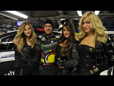 Valentino-Rossi-Monster-Girls-Monza-Rally-Show-530758