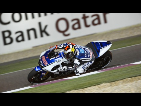 Jorge-Lorenzo-Yamaha-Factory-Racing-Qatar-FP2-533126