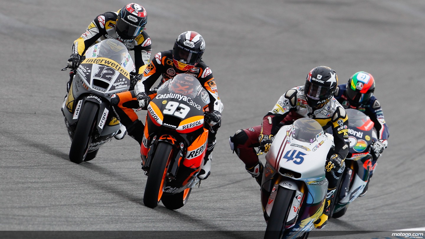 http://photos.motogp.com/2012/04/29/moto2_02_original.jpg