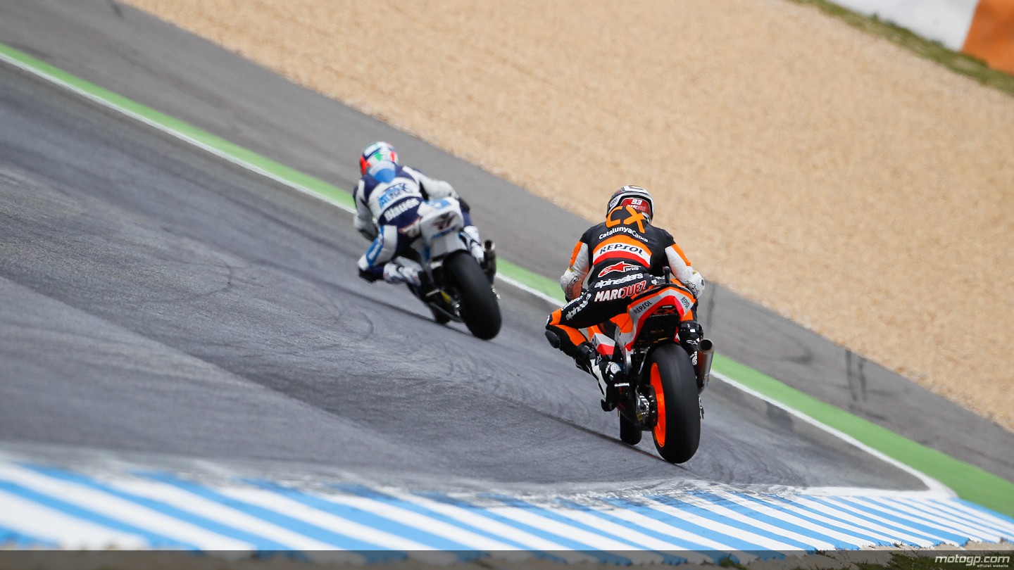 http://photos.motogp.com/2012/05/06/93marcmarquez,moto2-2_original.jpg