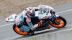 Warm-up Moto3&trade; : Vi&ntilde;ales et Kent dominent une piste tremp&eacute;e