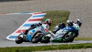 Avintia Blusens in the points as Hernandez falls