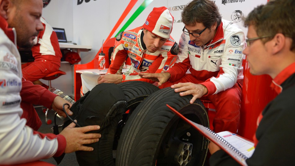Nicky Hayden, Ducati Team