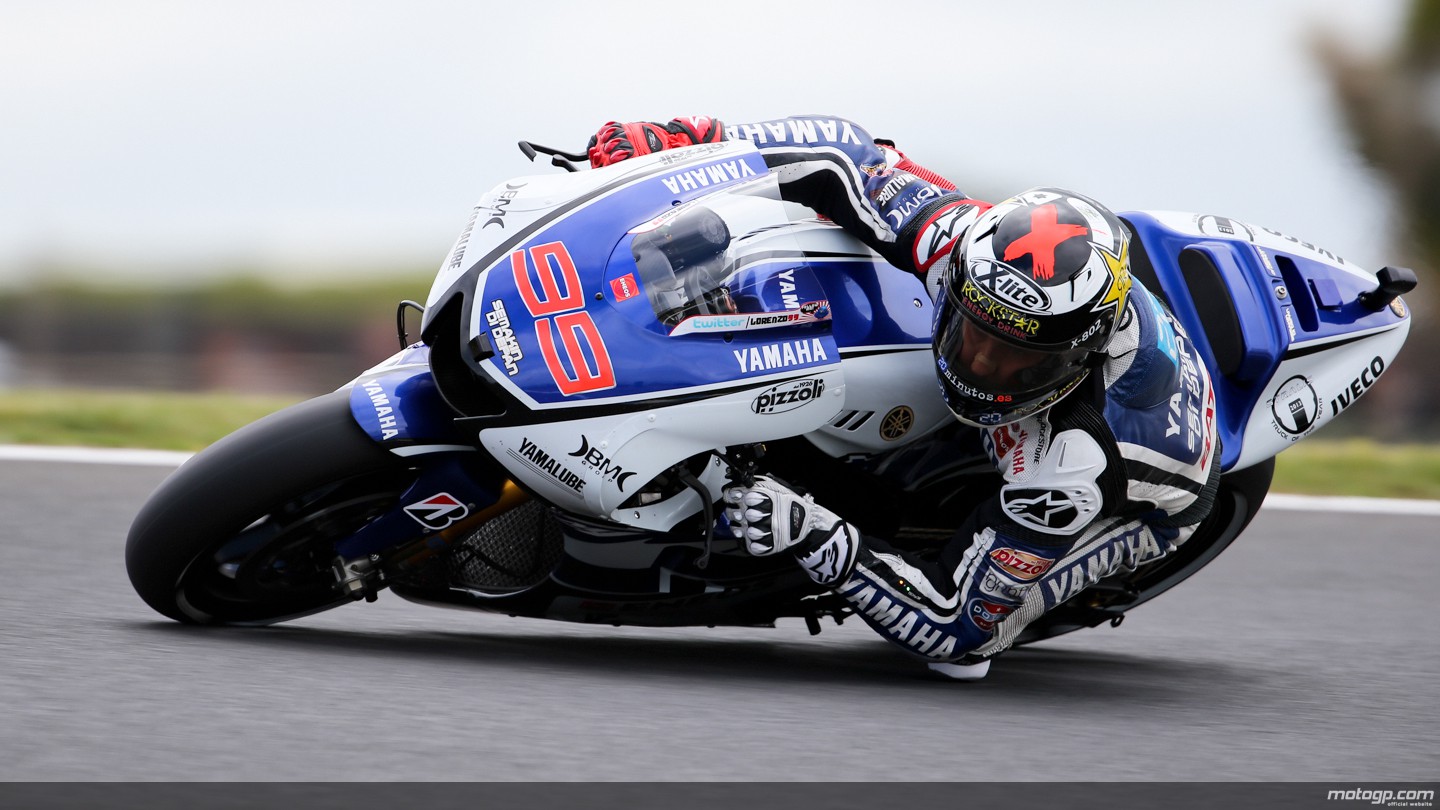 http://photos.motogp.com/2012/10/26/aus12_99lorenzo,motogpaf4q2495_original.jpg