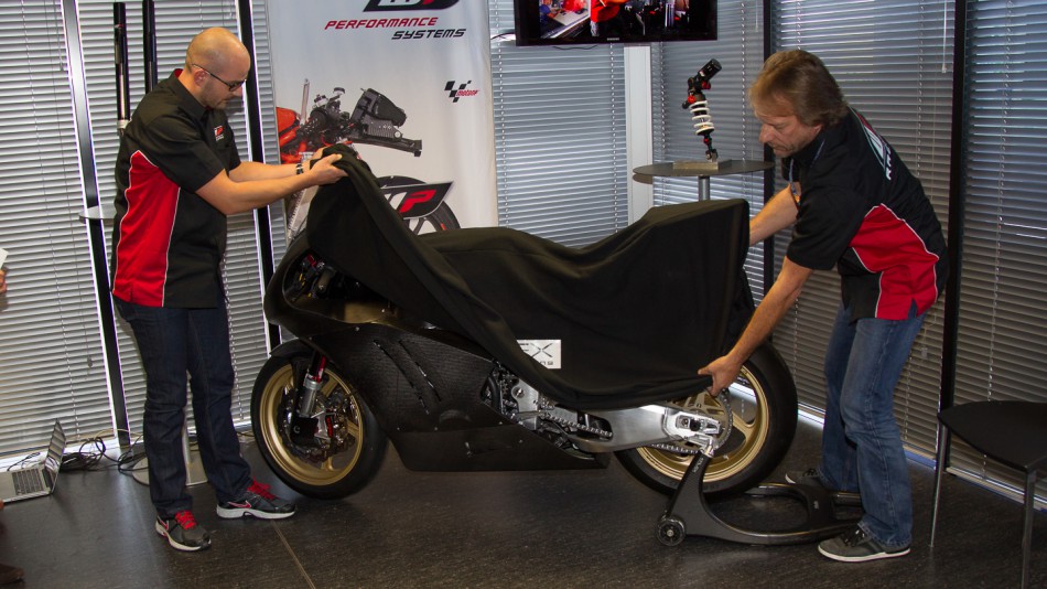 Cortese's 2013 WP-fitted Moto2 Kalex unveiled in Valencia