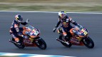 Best Battles: Sandro Cortese vs Danny Kent in Motegi