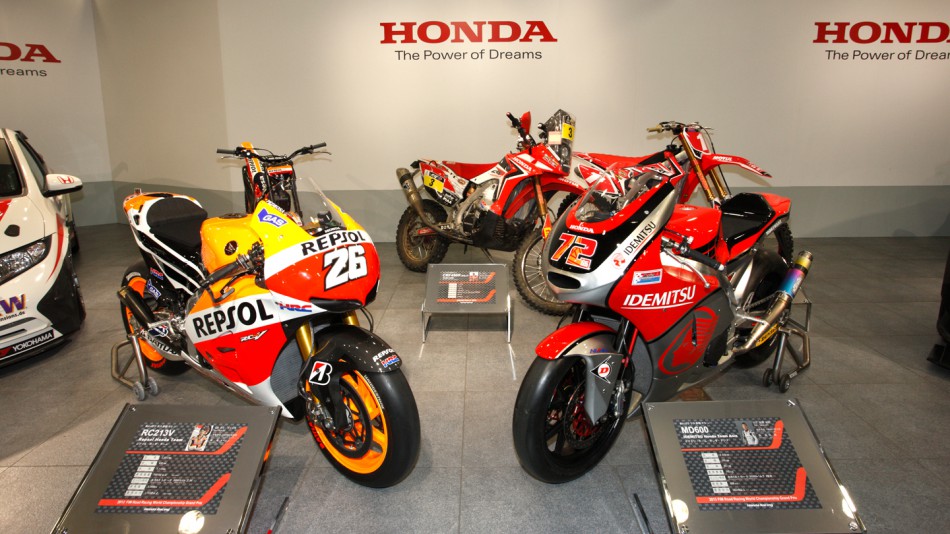 Honda RC213V & Moriwaki Moto2