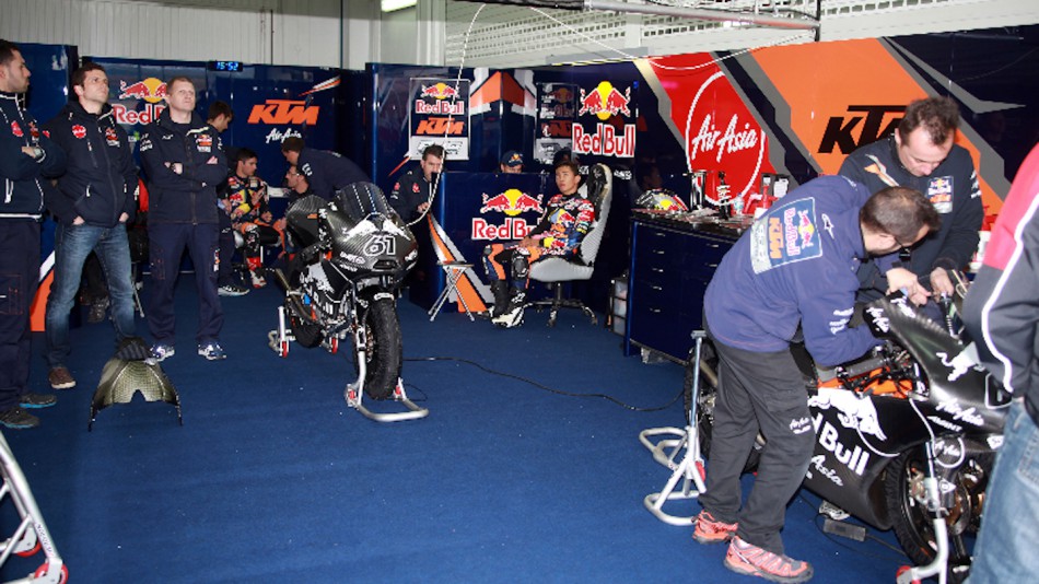 Arthur Sissis, Zulfahmi Khairuddin, Red Bull KTM Ajo - Valencia Test
