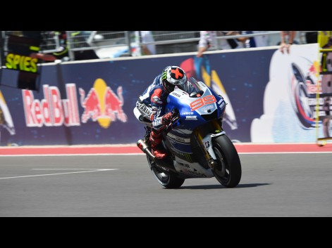 Jorge-Lorenzo-Yamaha-Factory-Racing-COTA-RAC-549150