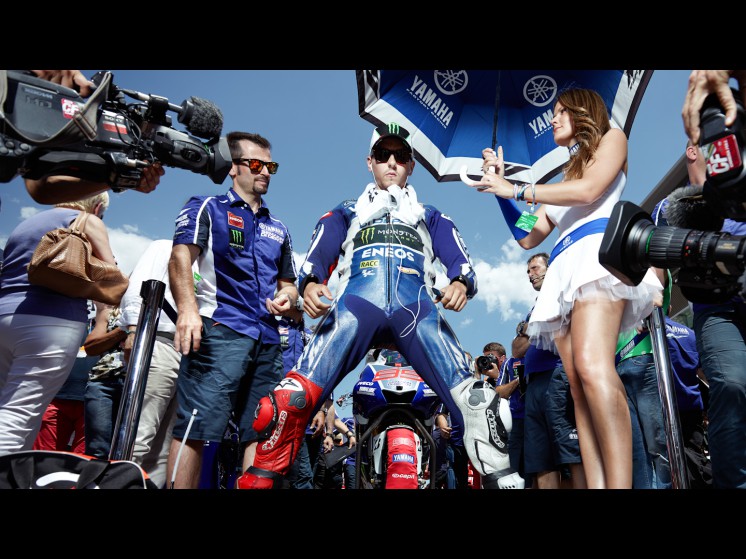 Jorge-Lorenzo-Yamaha-Factory-Racing-Montmelo-RAC---Copyright-Alex-Chailan-David-Piol--552701