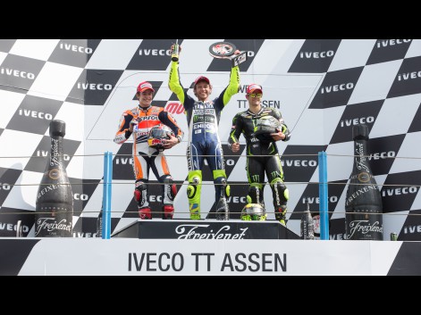 Marquez-Rossi-Crutchlow-Repsol-Honda-Team-Yamaha-Factory-Racing-Monster-Yamaha-Tech-3-Assen-RAC-553734