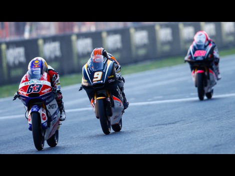 Moto3-Action-CAT-WUP-572417