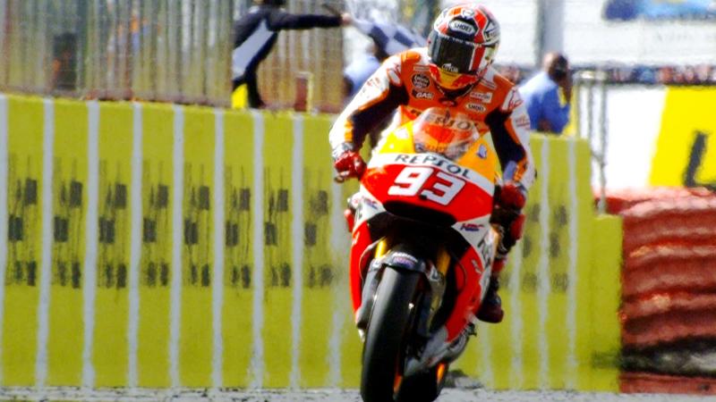 MotoGP Silverstone: Per dare il via aspetteranno fino alle 19:30!