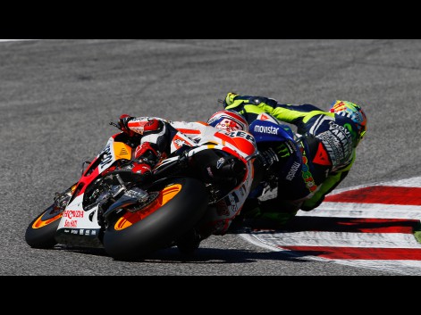 Marc-Marquez-Valentino-Rossi-Repsol-Honda-Team-Movistar-Yamaha-MotoGP-RSM-RACE-577454