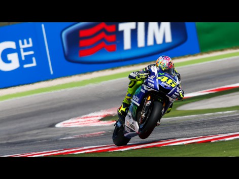 Valentino-Rossi-Movistar-Yamaha-MotoGP-RSM-RACE-577400