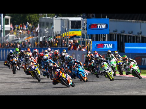Moto3-Race-Start-RSM-RACE-577396