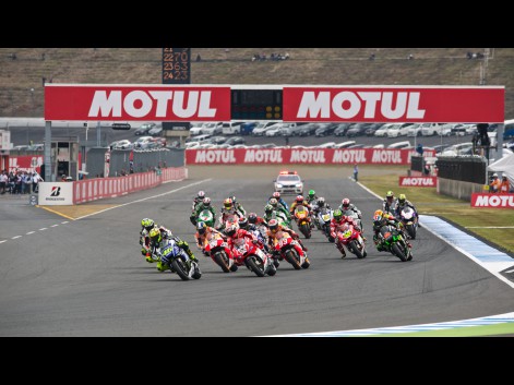 MotoGP-Race-Start-JPN-RACE-579067