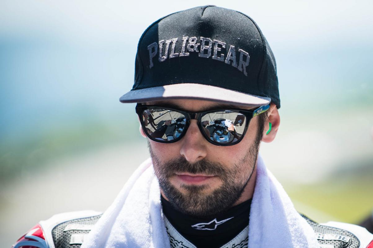 Eugene Laverty, Aspar Team MotoGP © 2015 <b>Scott Jones</b>, PHOTO.GP ? - eugene-laverty-reflection.gallery_full_top_lg