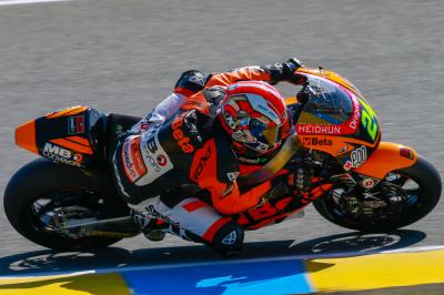Corsi mène la première séance du Moto2™ en France