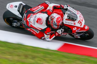 In form Nakagami shows intent in Warm Up