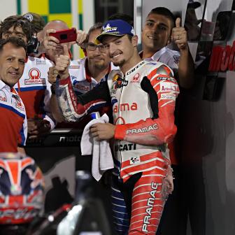 Miller fronts surprise second row in Qatar