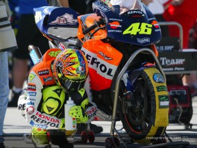 バレンティーノ・ロッシ MotoGPチャンピオンへの道 | MotoGP™