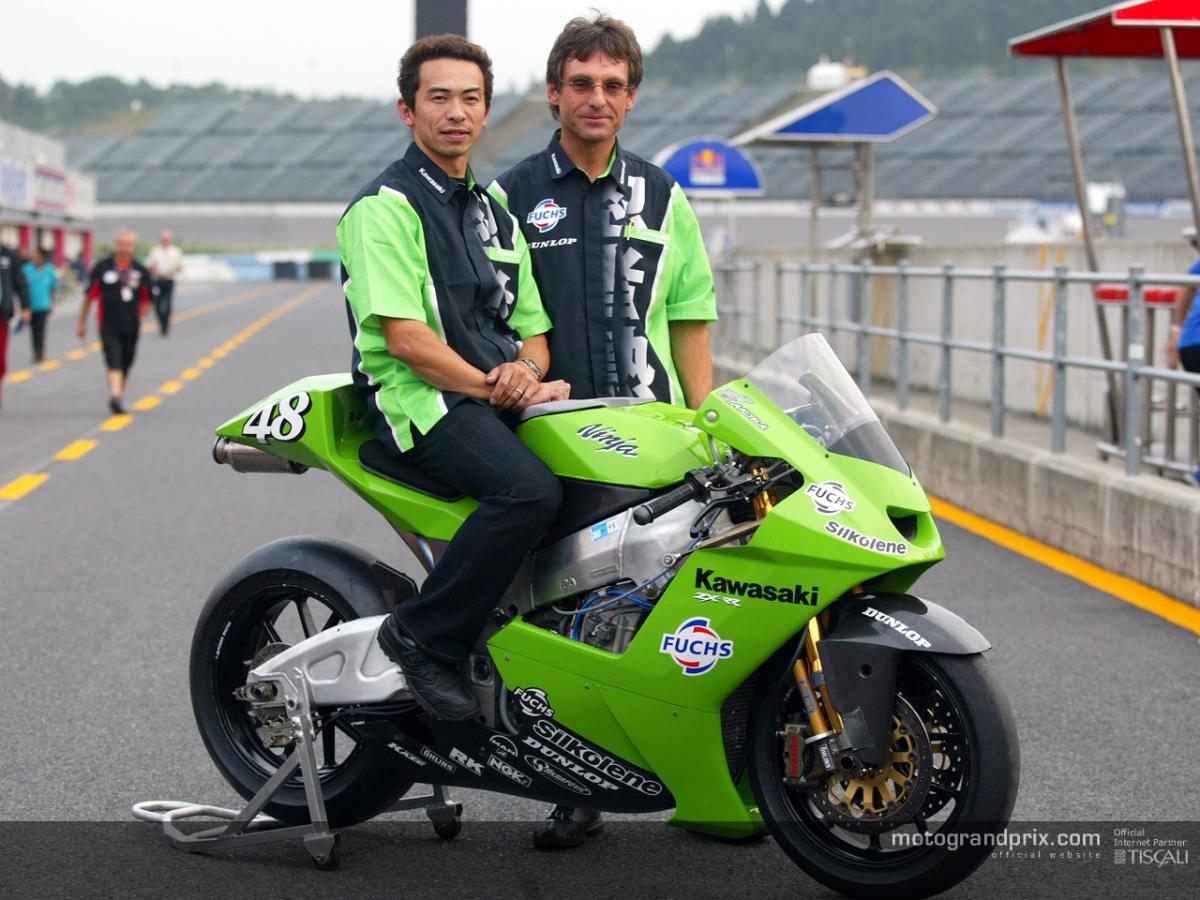 kawasaki motogp 2002