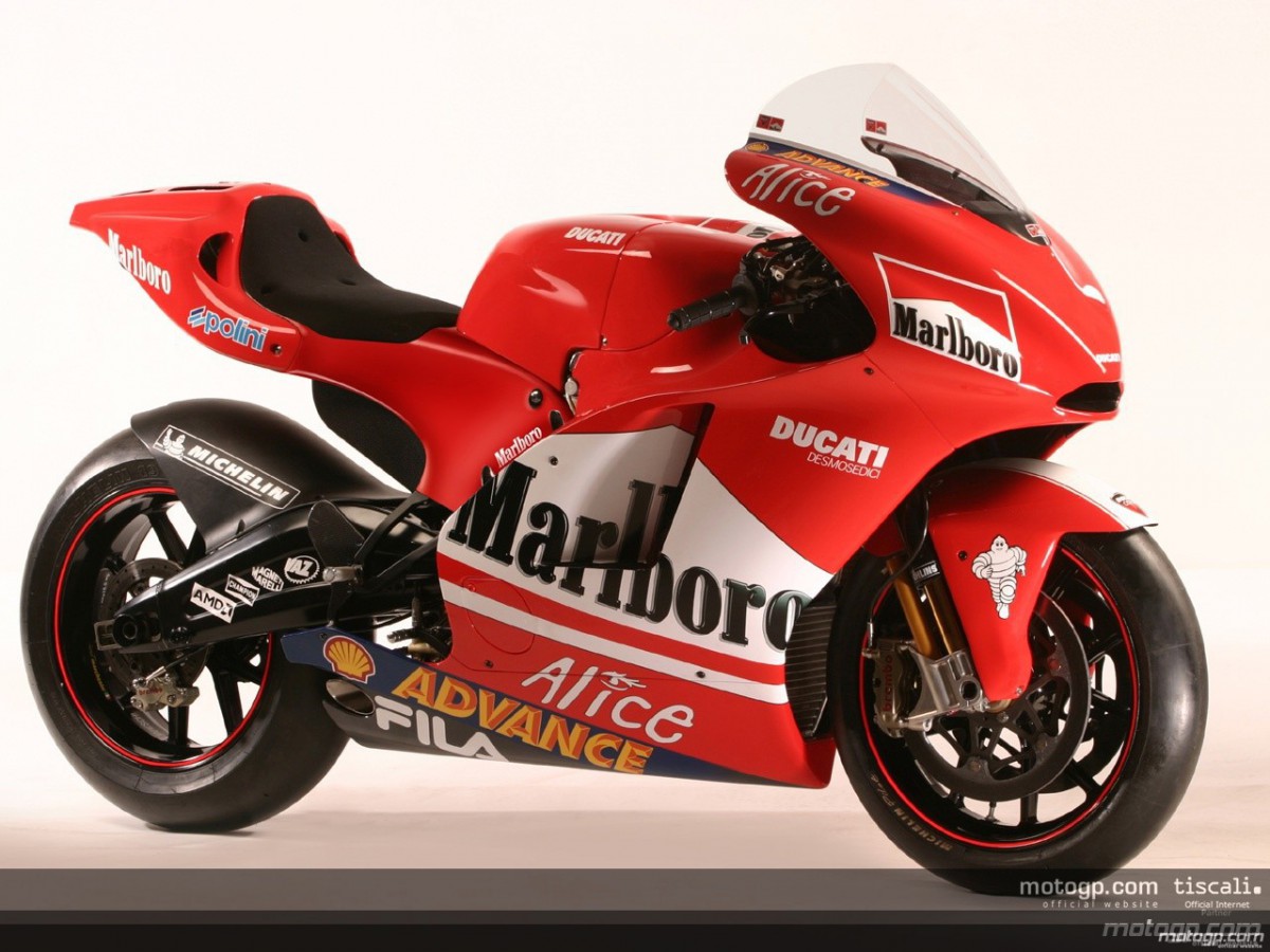 ducati motogp 2004