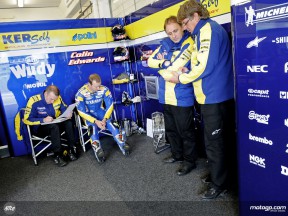 Colin Edwards in Tech3 Yamaha garage