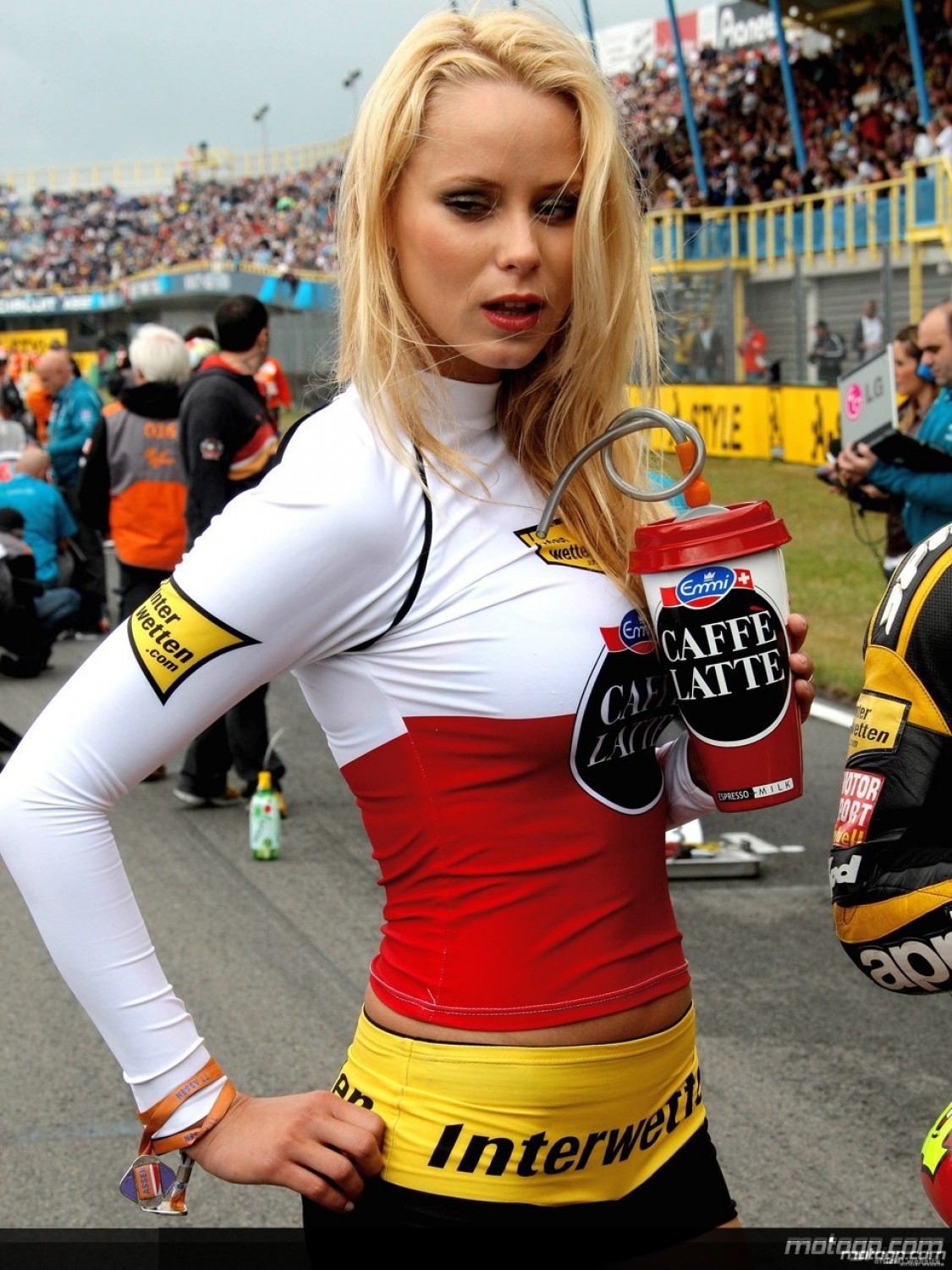 Paddock Girls DUTCH TT | MotoGP™