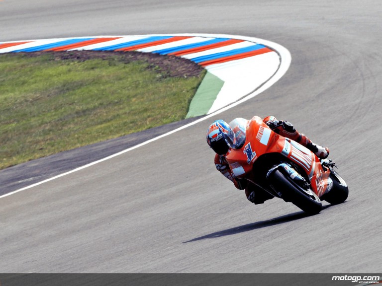 casey stoner in action in brno(motogp)