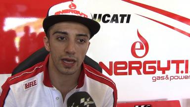 Iannone crashes while suffering pain in Spain