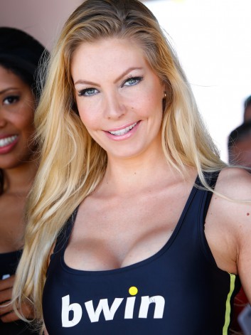 23-gpjerez,paddock-girls_ds-_s5d8629_preview_big.jpg