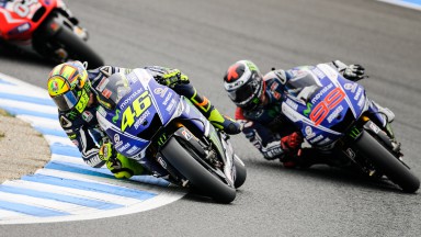 Rossi and Lorenzo contest second as champion home | MotoGP™