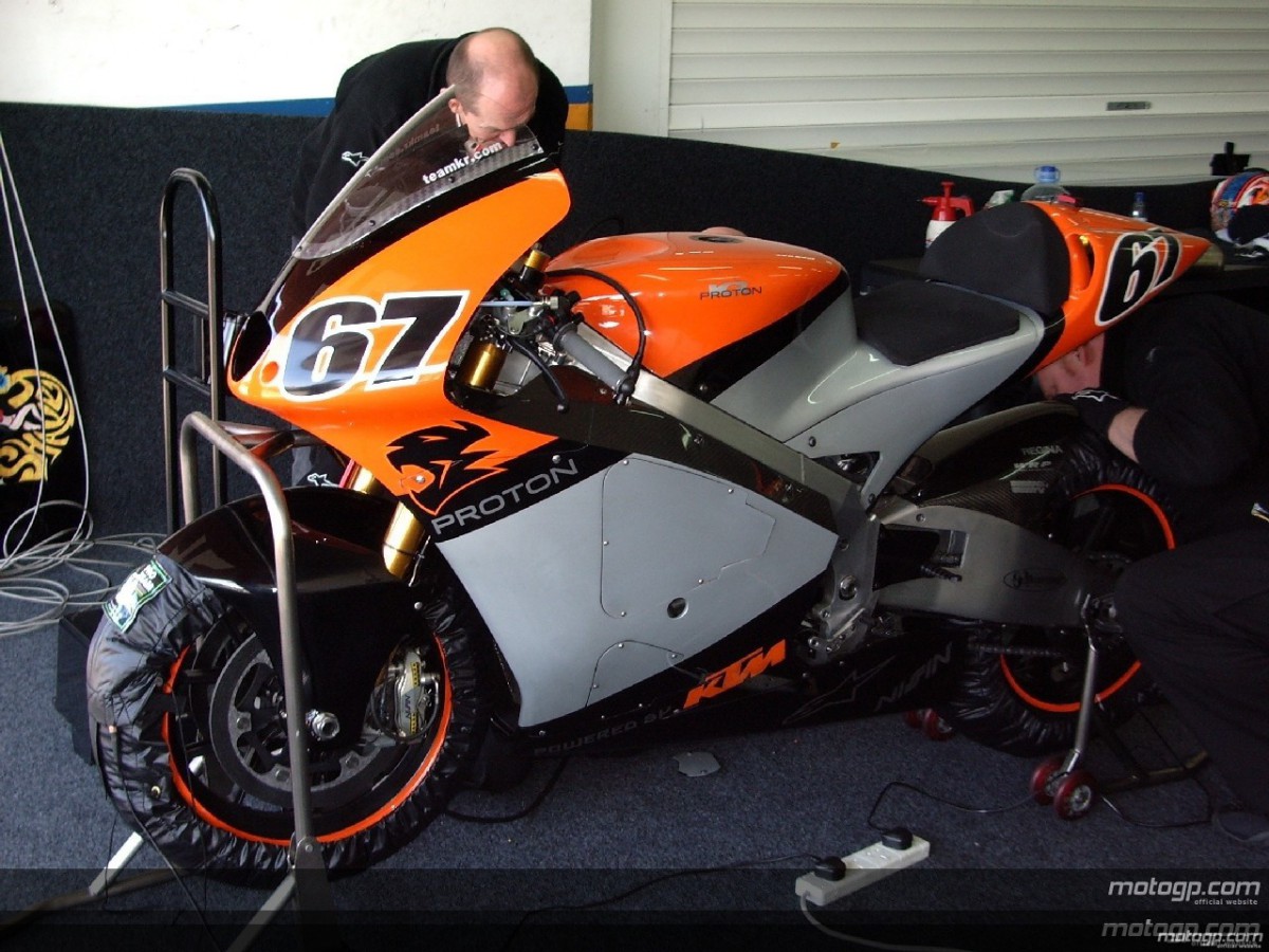 Team Roberts hits track with Proton KR – KTM hybrid in Valencia | MotoGP™