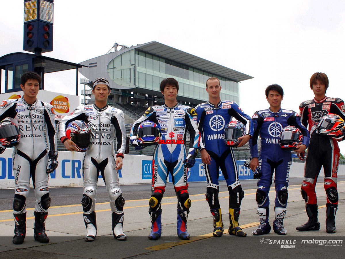 Tamada And Edwards Face To Face At Suzuka 8 Hours Race Motogp