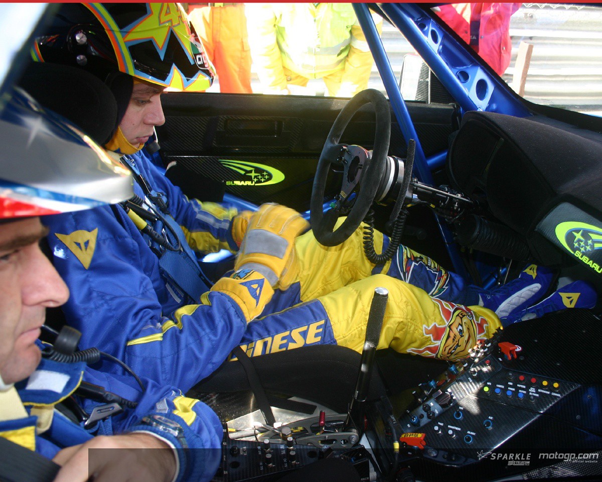 valentino rossi subaru